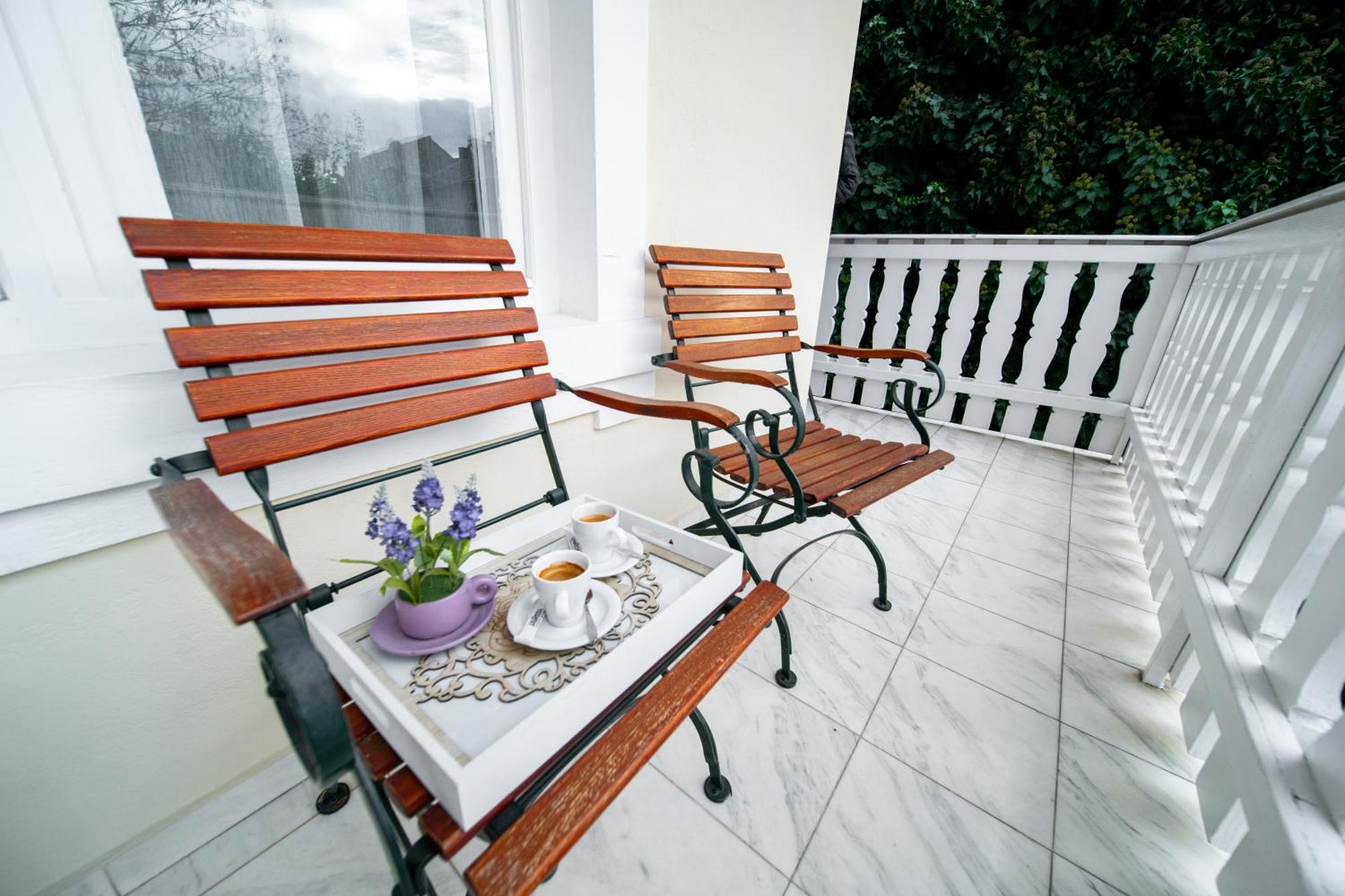 Lilla Panzio Hotel Odorheiu Secuiesc Buitenkant foto