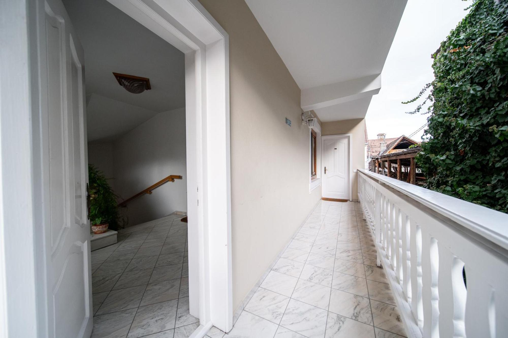 Lilla Panzio Hotel Odorheiu Secuiesc Kamer foto